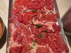 -蚂蚁洞·烤肉大营地(上海静安大悦城店)