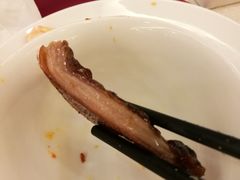 烧乳猪-太子园林酒家