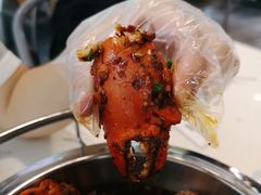 -凤凰路何眼镜香辣蟹(花果园店)