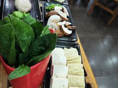 -丽江人家斑鱼火锅(保健路店)