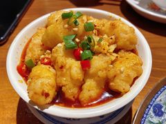 土冒虾滑-炉小二铜锅牛蛙•川湘菜(三里屯店)