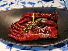 吮指鸡爪-桂满陇天书(南京德基旗舰店)