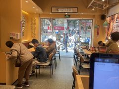 -华记煲仔华·煲仔饭(市桥易发店)