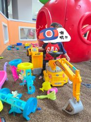 -孩子王童乐园(马群店)