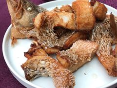脆磷蒜香鲈鱼-万柳阁小馆·花园餐厅(龙潭湖店)