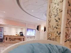 -麓湖国际水疗