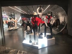 -迪桑特DESCENTE(北京三里屯BLANC店)