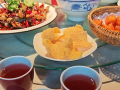 -湘西小馆(滨河路店)