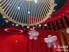 -德兴show鲜·蒸汽海鲜火锅餐厅(格创悦里店)