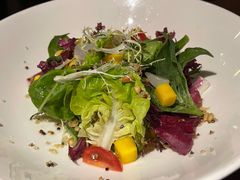 -MONICH牛排融合餐厅(和义大道购物中心店)