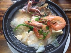 -万和春排骨砂锅米饭(湖北路店)