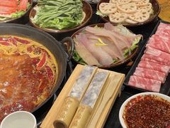 -憨孃孃·重庆老火锅(红山黑金店)