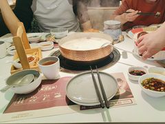 -洪氏嗨捞·广东猪肚鸡·椰子鸡火锅(西咸万象城店)