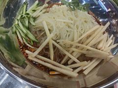-堂堂小伙夫·辽宁小吃大排档(京西大悦城店)