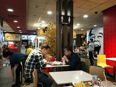 大堂-麦当劳(龙之梦购物中心店)