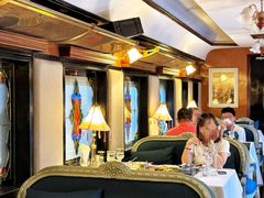 -火车头法国西餐厅