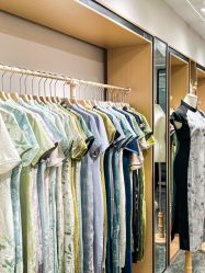 -一揽芳华汉服旗袍体验馆(拙政园店)