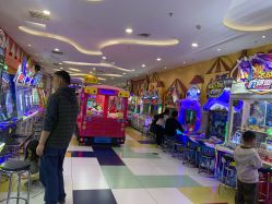 -meland·儿童乐园·游戏厅娃娃机·电玩Xbox(成都合生汇店)