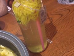 -渝是乎川渝小炒(新世界百货望京店)