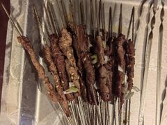 -三个大叔烤羊肉串·炭炉砂锅菜(西三旗店)