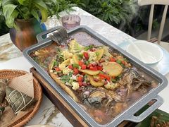 -春天里餐厅·云南创意菜特色美食(束河店)