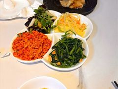 大黄蚬子煮小白菜-东方饺子王(和平里店)