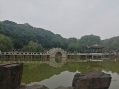 -灵岩山风景区