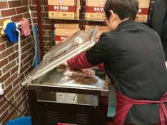-秋林·里道斯(西七道街店)