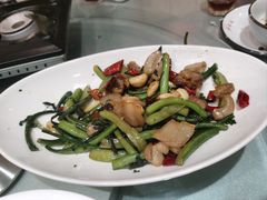 -辛香味烧鱼馆·非遗技艺·排骨红烧肉(光谷医药园店)