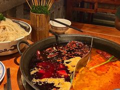 -周小明火锅(黑金冠社区店)