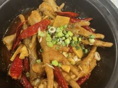 -丹江口渔村·湘味厨房(桃园店)