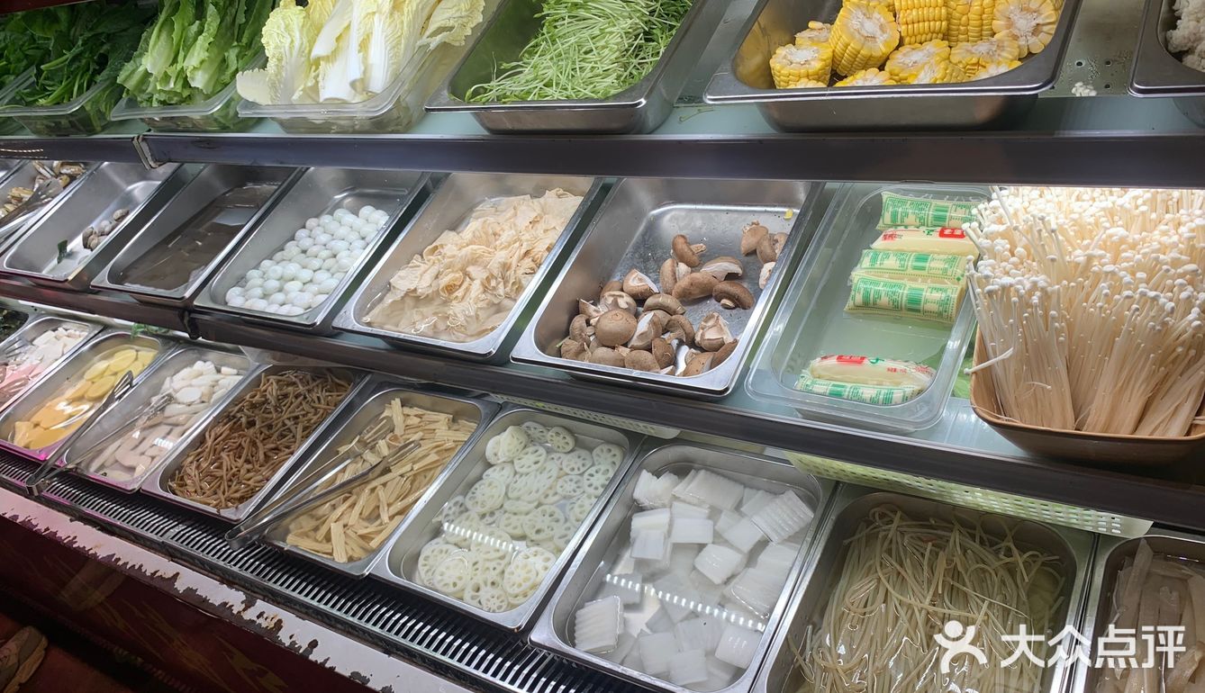 超高性价比的手切牛肉自助火锅