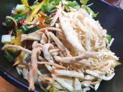 牛肉拉面馓子涼拌-胡同彭家老铺 新疆拉面