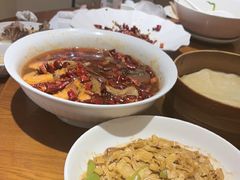 -小桃红·东北菜·春饼烤鸭(南阳湖街店)