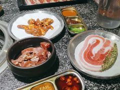 -红泥小火炉·东北泥炉烤肉(天一旗舰店)