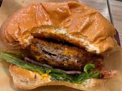 安格斯牛肉芝士堡-魏家凉皮(协和店)