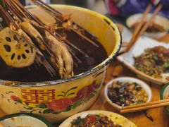 -拈签一笑黄牛肉辣卤串串