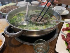 -乡土黄·鲜牛肉火锅·小龙虾(兴业街店)