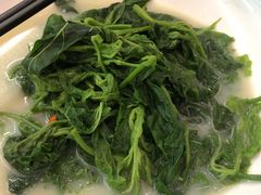 -五谷芳乳鸽王(海景店)