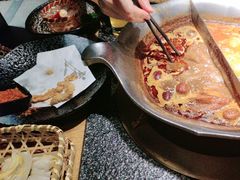 -湊湊火锅·茶憩(新中关购物中心店)