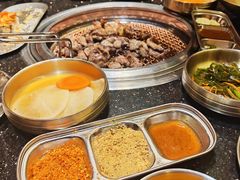 -韩烧牛中牛·甄选黑牛烤肉(黑金店)