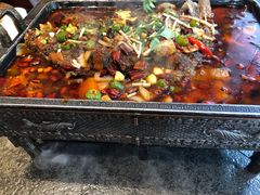 -万重锦·人文川菜馆(骡马市店)