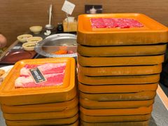 -牛YO寿喜烧·铁板烧和牛火锅自助(市府恒隆店)