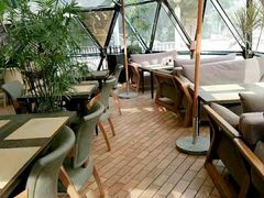 靠窗位-巴别塔法餐舍(朝阳店)