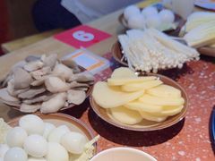-赵美丽·重庆社区火锅·直营店(火车东站·中豪国际店)