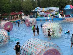 -欢乐水魔方水世界