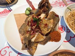 -肥肥虾庄·金牌油焖大虾(杨园滨江时代walk店)