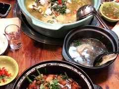 -重庆鸡公煲·青锅花椒鱼(牡丹江路店)
