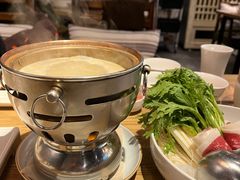 酸菜火锅面-小大董·烤鸭(王府井apm店)