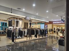 -王府井百货熙地港店